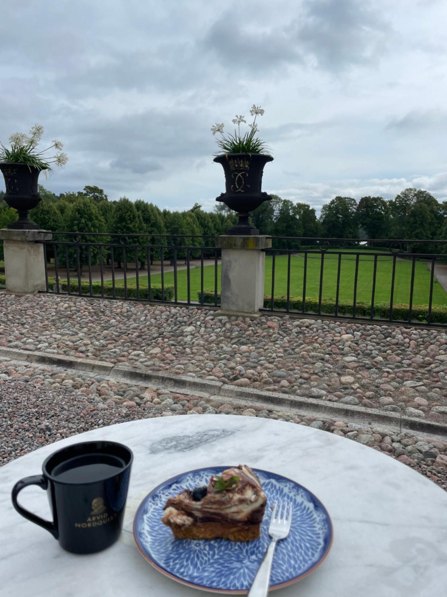Ett Nytt Fraesch Hus Utanfoer Stockholm Naera Arlanda Villa Rosersberg Exterior foto